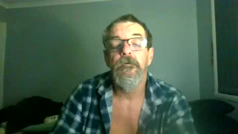 Max online show from July 9, 4:16 am