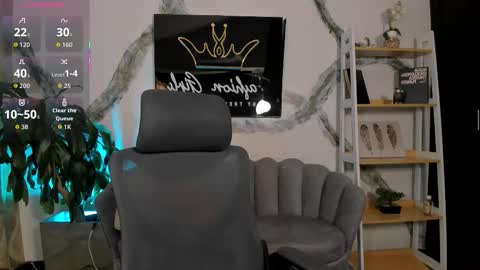 Snapshot of maximusclark1_ chatting on February 3, 4:10 am Maximus online show from February 3, 4:10 am