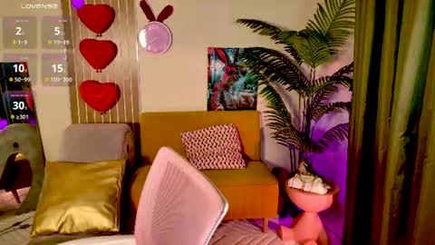 MaxinCarroll online show from July 18, 10:08 am