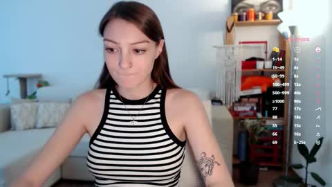 Maxine online show from September 12, 10:15 am