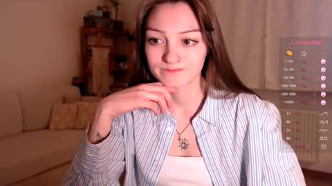 Maxine online show from January 19, 1:26 pm