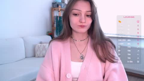 Maxine online show from April 1, 12:28 pm