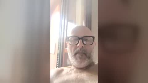 maxinn1967 online show from August 2, 9:08 am