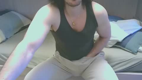 Snapshot of maxsperman1 chatting on February 5, 10:53 am MaxSperman online show from February 5, 10:53 am