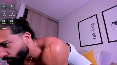 Max online show from March 11, 1:00 am