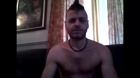 MaxTheWolf online show from November 1, 7:05 pm