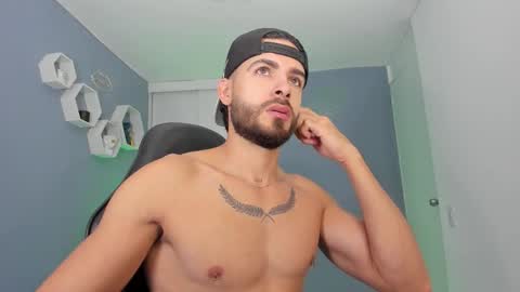 Maxi online show from February 1, 11:47 pm