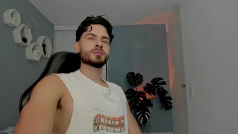 Maxi online show from April 10, 1:22 am