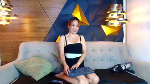 gabby online show from November 14, 3:38 am