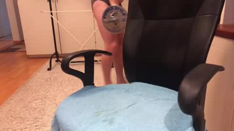 Snapshot of maxx_martin chatting on November 13, 8:02 am Max online show from November 13, 8:02 am