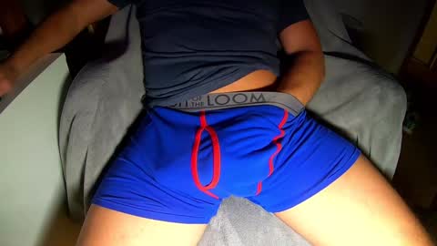 Maxx Ellis online show from January 3, 12:00 am