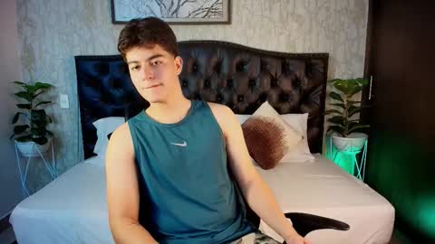 Maxxi online show from October 22, 4:57 am