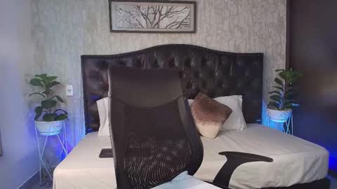 Maxxi online show from November 5, 4:45 am