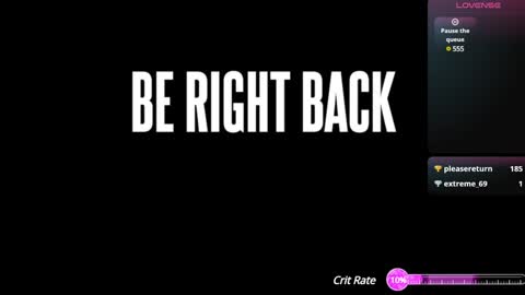 Snapshot of maxxtw1nk chatting on February 4, 8:24 am Max online show from February 4, 8:24 am