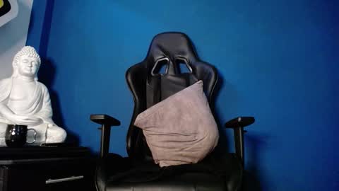 Snapshot of maxxxpowerful chatting on October 31, 4:52 pm maxxxpowerful online show from October 31, 4:52 pm