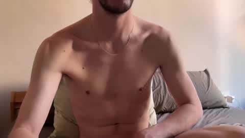 MaxXxurbate online show from April 7, 10:26 am