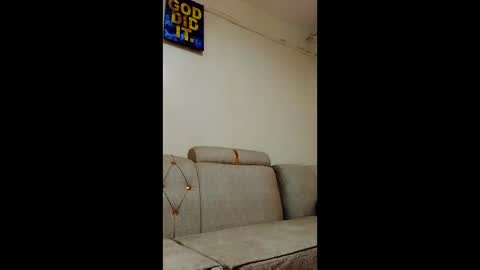 may966311 online show from May 4, 7:48 am