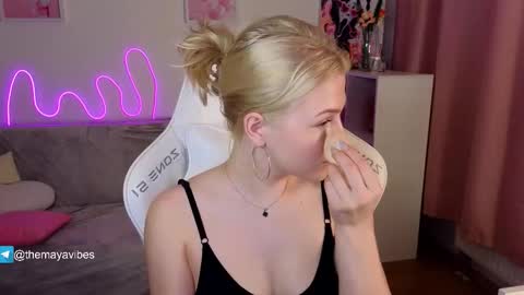 Maya online show from February 14, 3:47 am