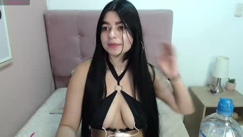 Snapshot of maya_conner chatting on March 7, 1:41 pm Mayita online show from March 7, 1:41 pm