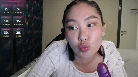 maya_kumashiro online show from November 20, 8:41 pm