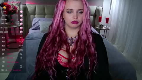 Maya Mils online show from February 11, 4:01 am