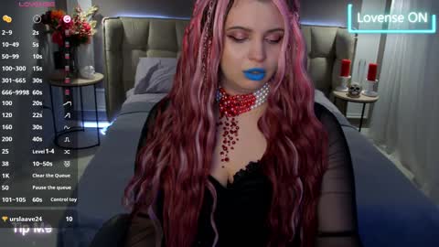 Maya Mils online show from March 4, 4:06 am