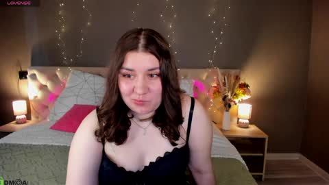 Maya online show from April 9, 1:16 am