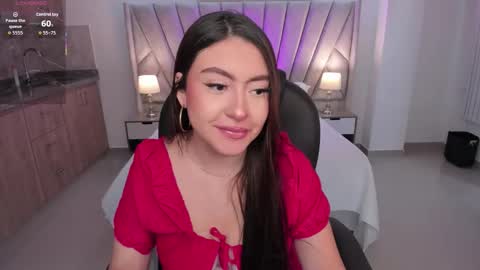 Snapshot of maya_vexx chatting on December 21, 6:04 pm Maya vexx online show from December 21, 6:04 pm