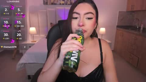 Snapshot of maya_vexx chatting on January 10, 9:05 pm Maya vexx online show from January 10, 9:05 pm