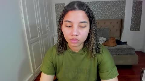 Snapshot of mayaa_ross chatting on October 8, 2:20 am Maya online show from October 8, 2:20 am