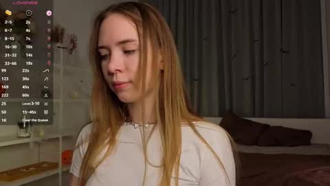 My name is Kara  online show from November 3, 8:32 pm