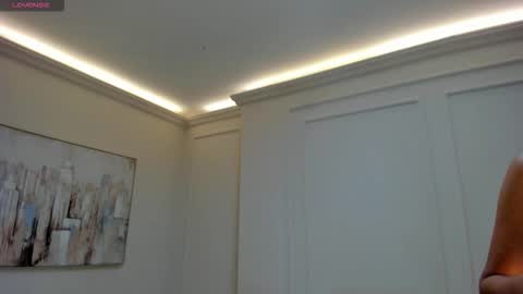 M A Y A    H O F F M A N online show from February 14, 11:18 am