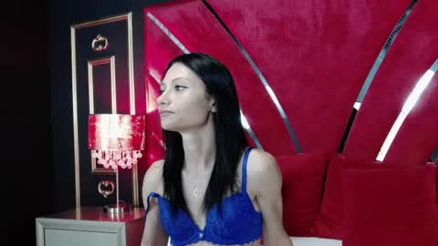Maya online show from July 26, 3:19 pm