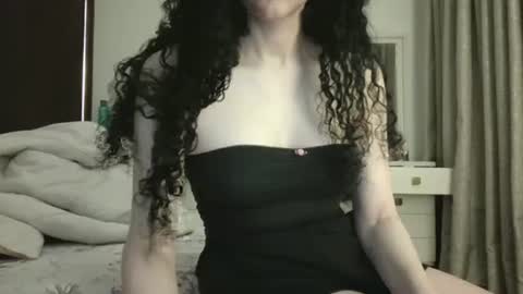 Snapshot of mayamiaxoxo chatting on October 8, 5:43 pm mayamiaxoxo online show from October 8, 5:43 pm