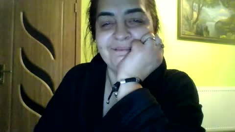 Snapshot of mayamorgen chatting on February 10, 5:33 am maya online show from February 10, 5:33 am