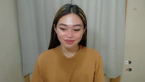 mayasally_ online show from January 24, 6:35 am