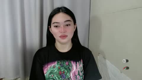 mayasally_ online show from February 8, 8:52 am