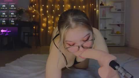 Maya  online show from February 21, 2:17 am