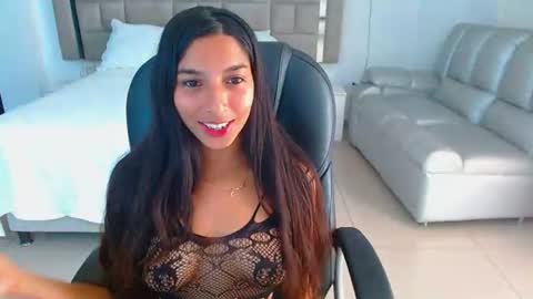 MAYA online show from August 3, 7:50 pm