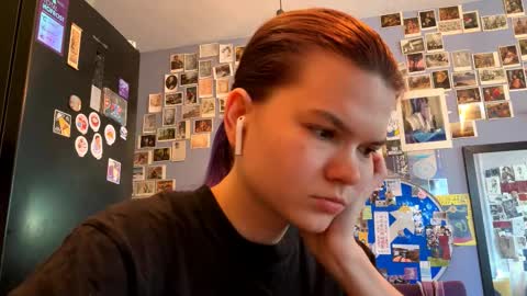 Rose online show from March 14, 6:19 am