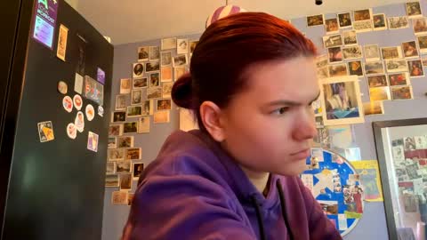 Rose online show from April 9, 6:19 am