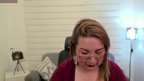 Snapshot of maylinleee chatting on February 1, 8:58 pm Mailyn online show from February 1, 8:58 pm