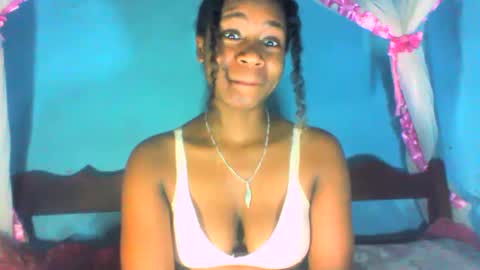 Snapshot of mayrah5 chatting on January 29, 4:19 pm mayrah online show from January 29, 4:19 pm