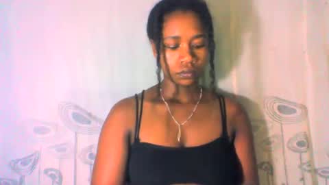 Snapshot of mayrah5 chatting on January 31, 11:35 am mayrah online show from January 31, 11:35 am