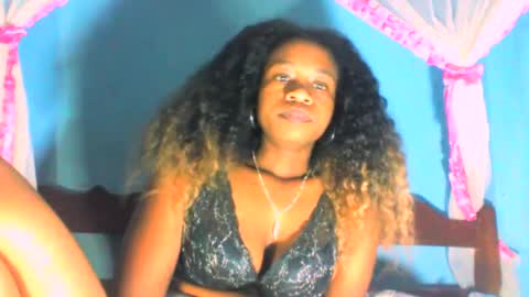Snapshot of mayrah5 chatting on February 3, 5:46 pm mayrah online show from February 3, 5:46 pm