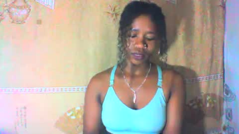 Snapshot of mayrah5 chatting on February 27, 8:39 am mayrah online show from February 27, 8:39 am