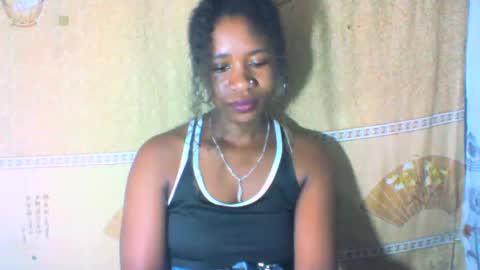 Snapshot of mayrah5 chatting on March 2, 8:27 am mayrah online show from March 2, 8:27 am