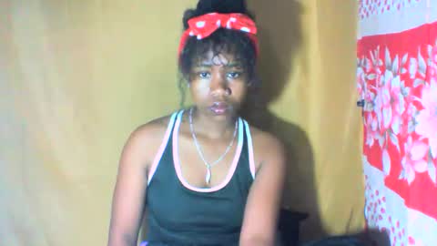 Snapshot of mayrah5 chatting on September 17, 6:15 am mayrah online show from September 17, 6:15 am