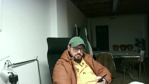 maythe4bwu online show from December 17, 5:04 pm