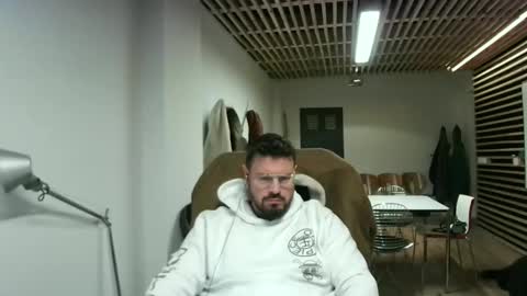 maythe4bwu online show from February 3, 12:25 pm